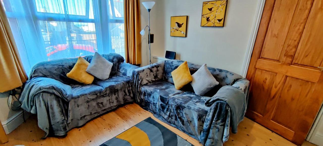 Rhubarb Terrace On The Coast - Sleeps 1-6 Villa Colwyn Bay Eksteriør bilde