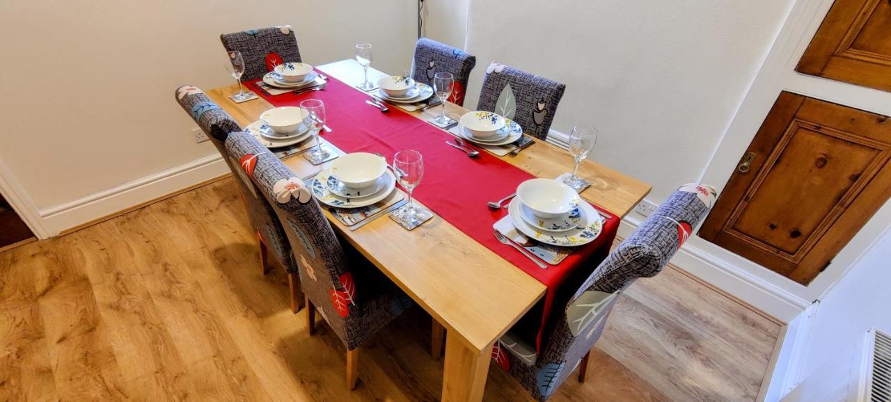 Rhubarb Terrace On The Coast - Sleeps 1-6 Villa Colwyn Bay Eksteriør bilde