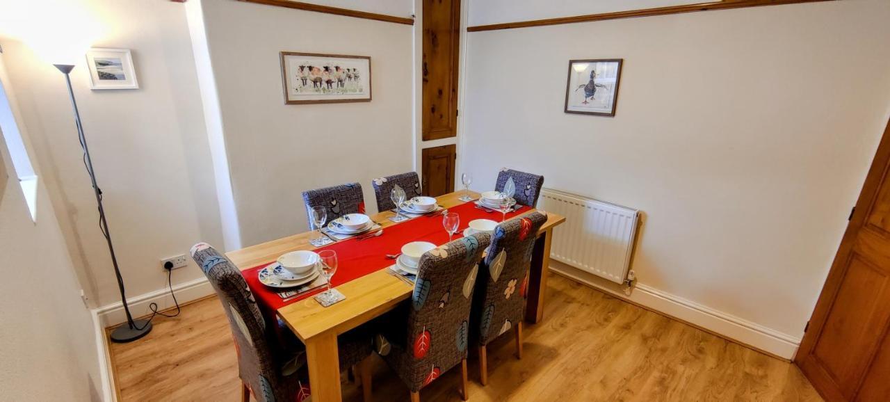 Rhubarb Terrace On The Coast - Sleeps 1-6 Villa Colwyn Bay Eksteriør bilde
