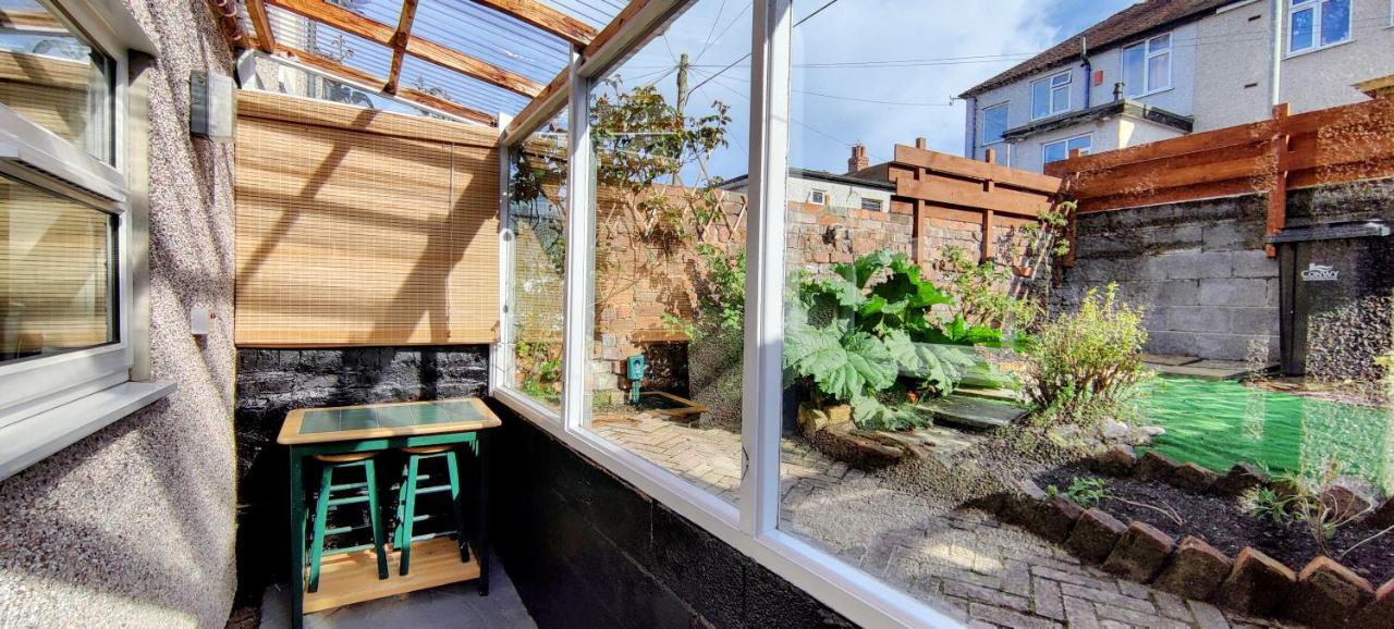 Rhubarb Terrace On The Coast - Sleeps 1-6 Villa Colwyn Bay Eksteriør bilde